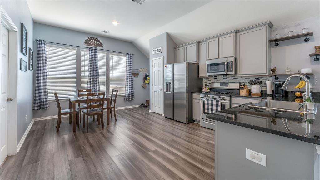 15754 Harding Bend Drive, Humble, Texas image 6