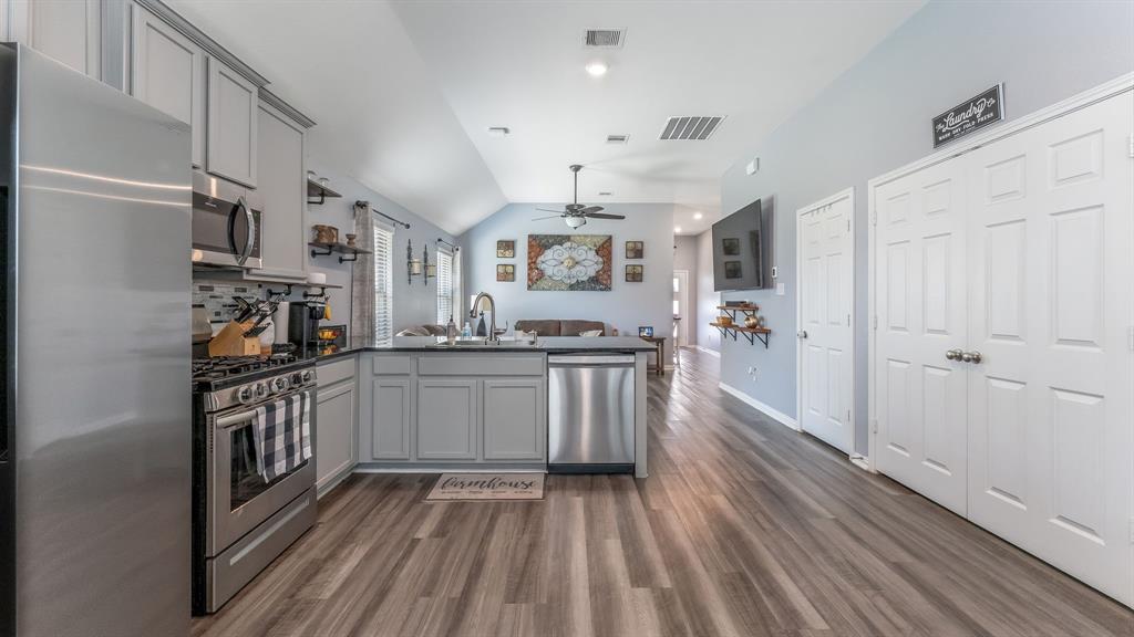 15754 Harding Bend Drive, Humble, Texas image 8
