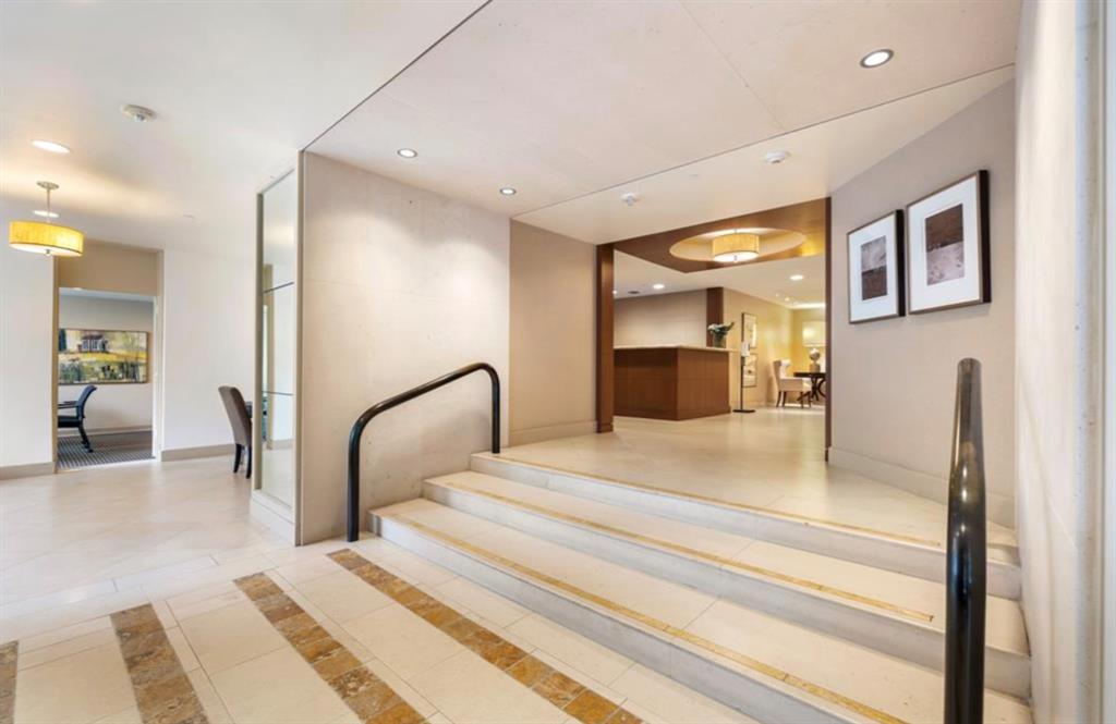 5001 Woodway Drive #705, Houston, Texas image 12