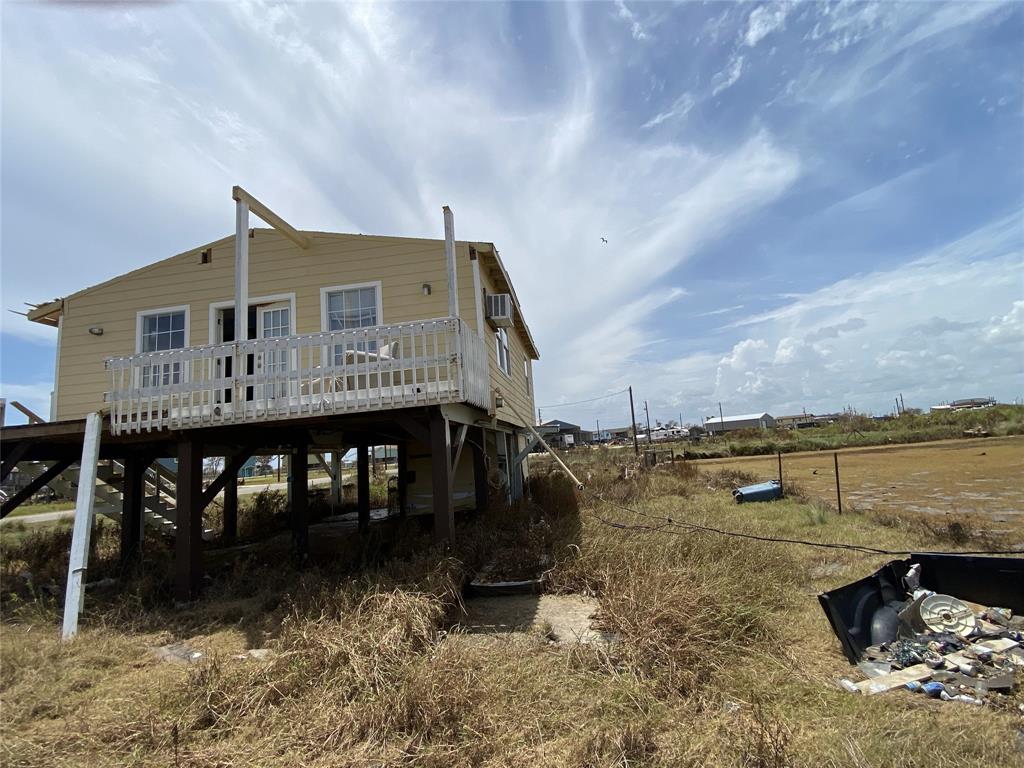 658 Carancahua Street, Bay City, Texas image 5