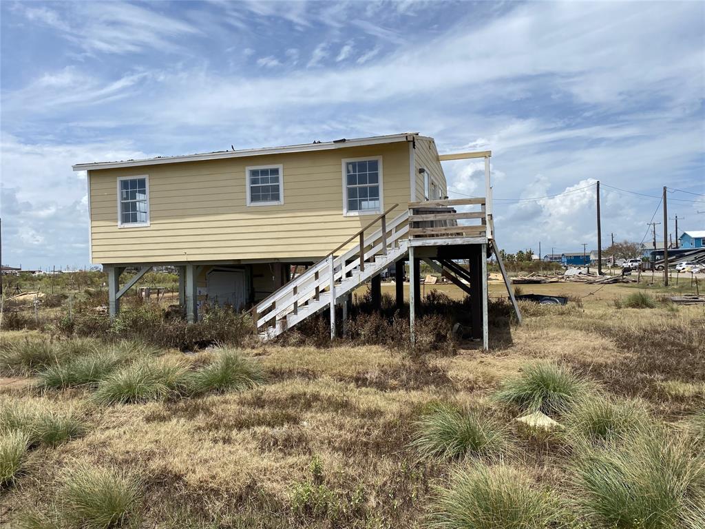 658 Carancahua Street, Bay City, Texas image 4