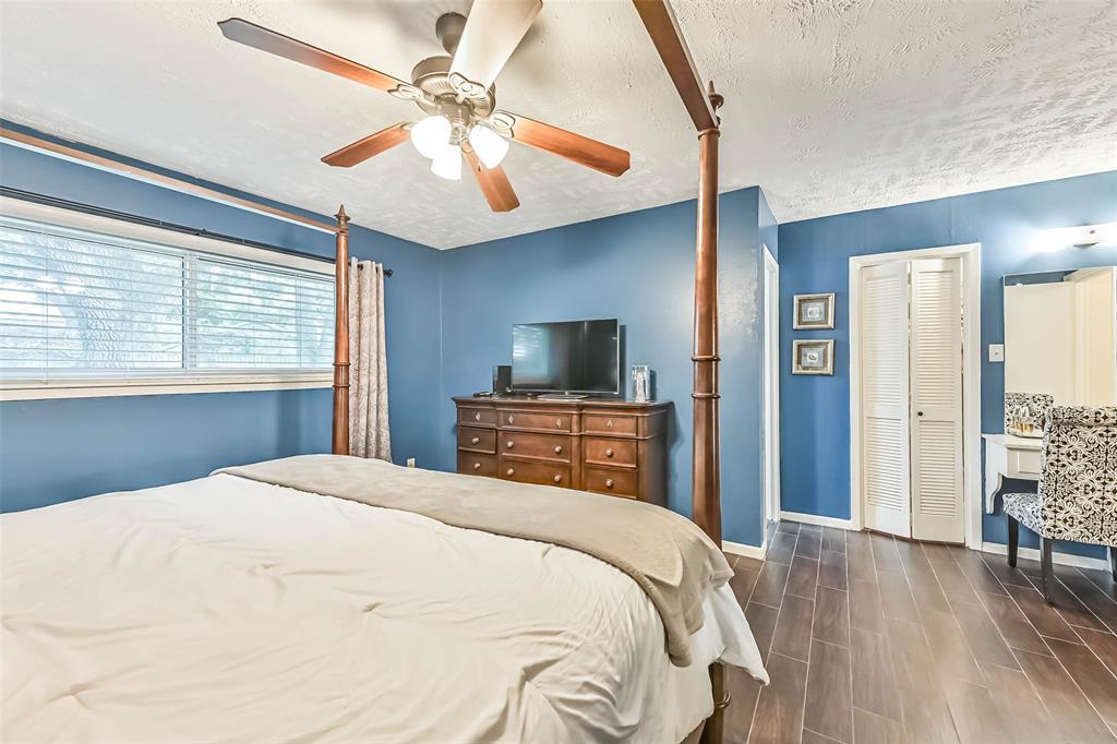 18210 Point Lookout Drive, Houston, Texas image 22