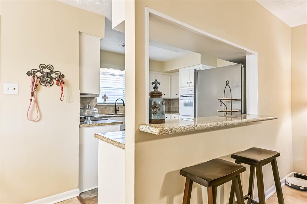18210 Point Lookout Drive, Houston, Texas image 16