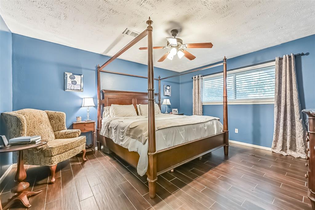 18210 Point Lookout Drive, Houston, Texas image 21