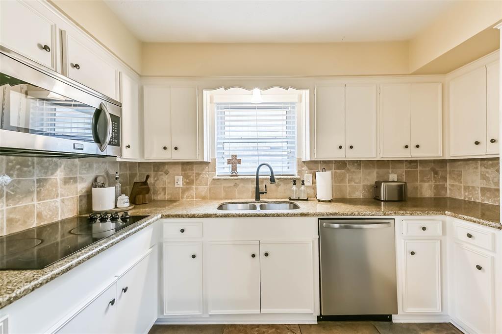 18210 Point Lookout Drive, Houston, Texas image 17