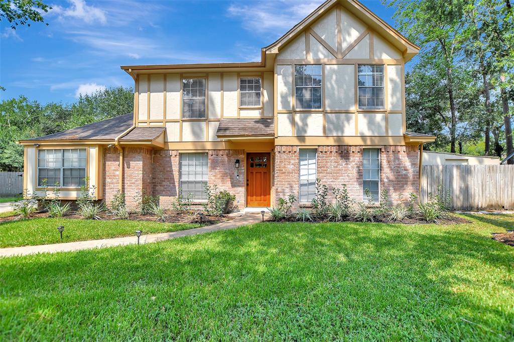 11814 Golden Pine Drive