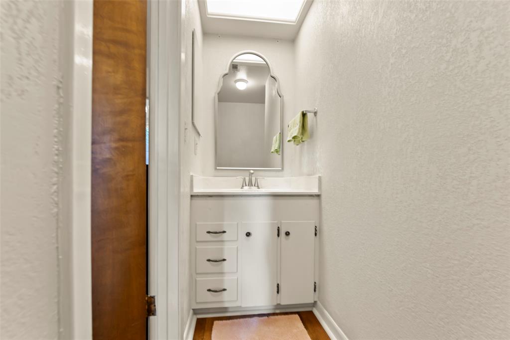 613 Bolling Green Drive, Wharton, Texas image 38