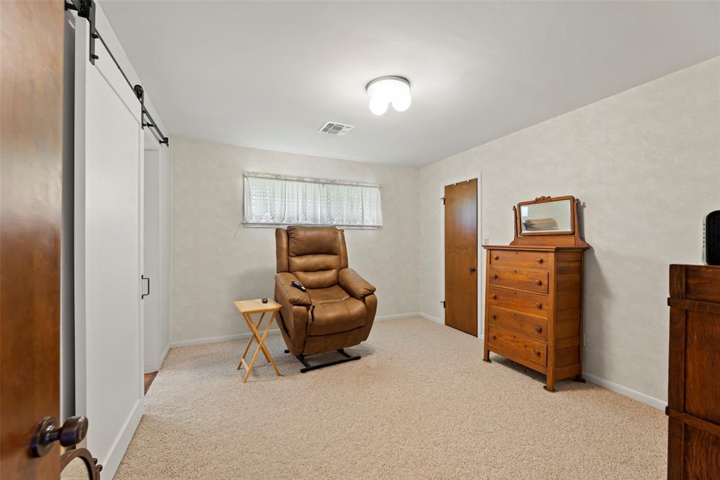 613 Bolling Green Drive, Wharton, Texas image 30