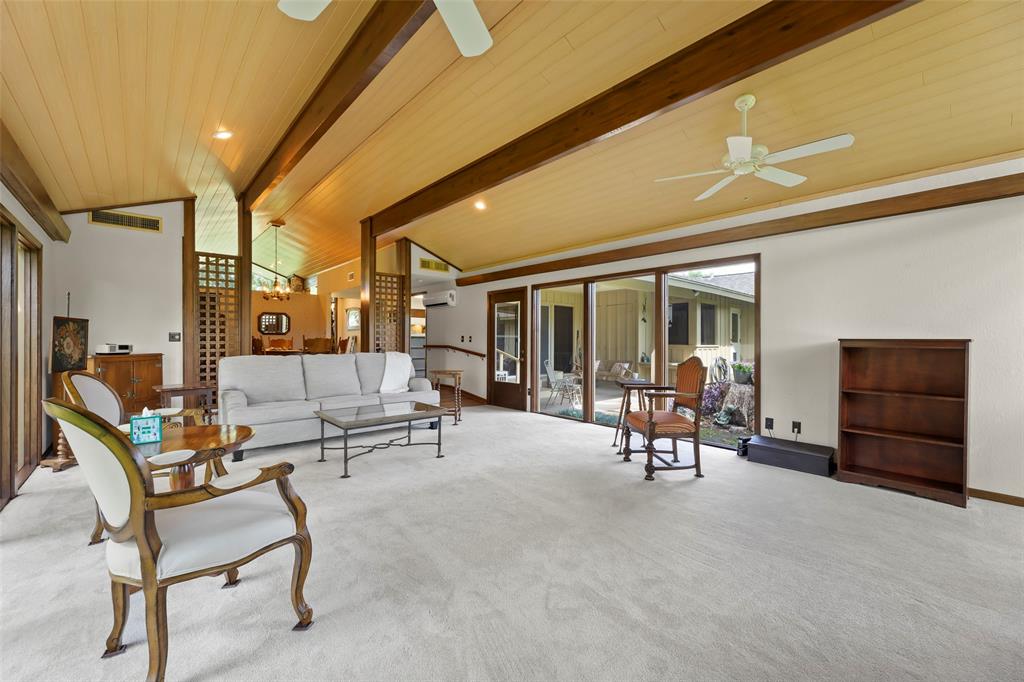 613 Bolling Green Drive, Wharton, Texas image 17