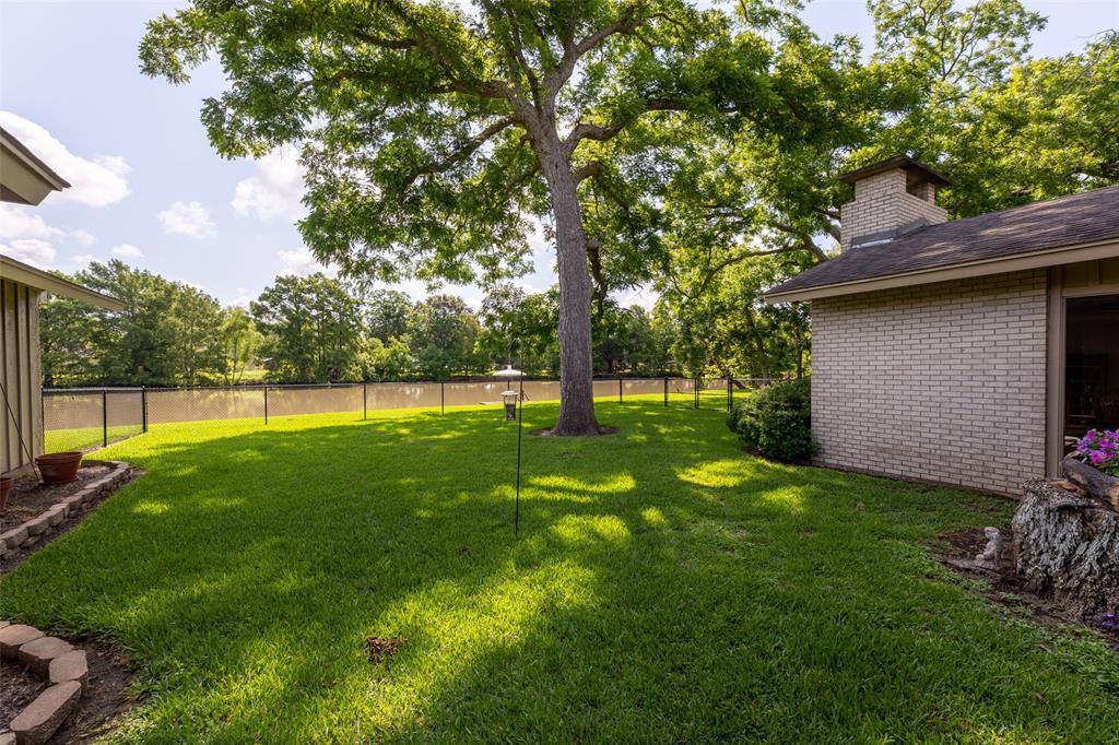 613 Bolling Green Drive, Wharton, Texas image 40