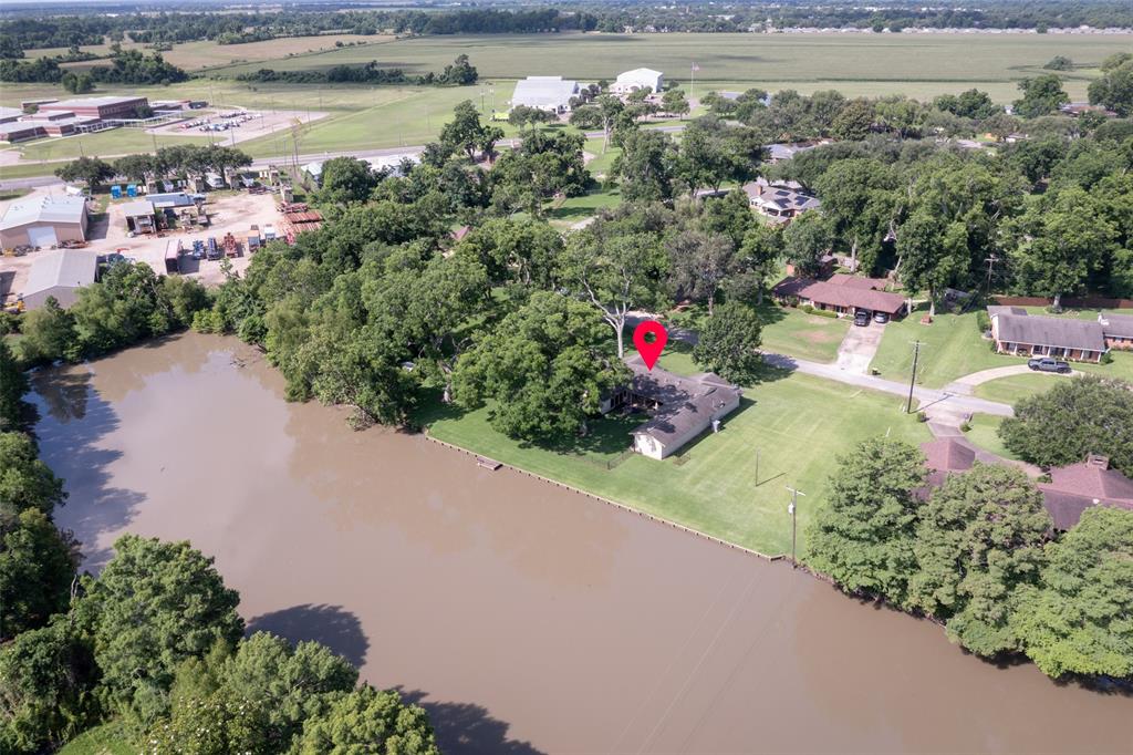 613 Bolling Green Drive, Wharton, Texas image 45