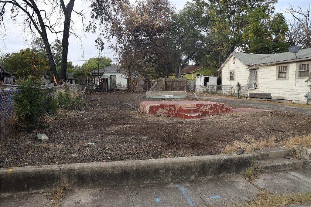 1931 Nolan St Street, San Antonio, Texas image 3