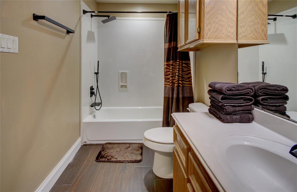 523 28th Street, Dickinson, Texas image 36