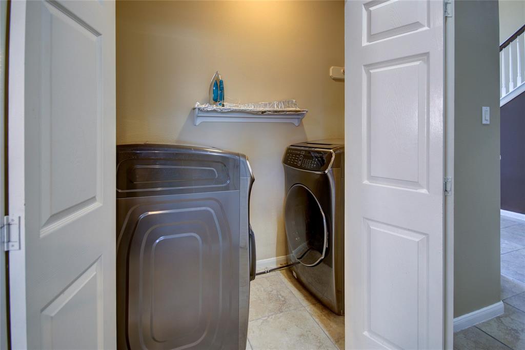 523 28th Street, Dickinson, Texas image 13