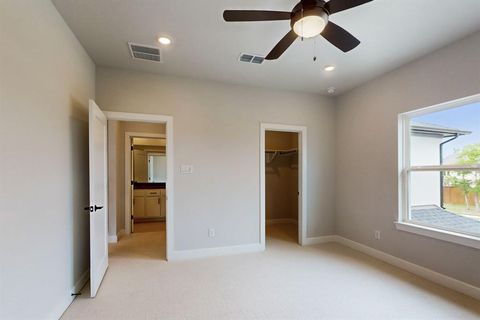 Single Family Residence in Friendswood TX 1887 Lake Crest Lane 5.jpg