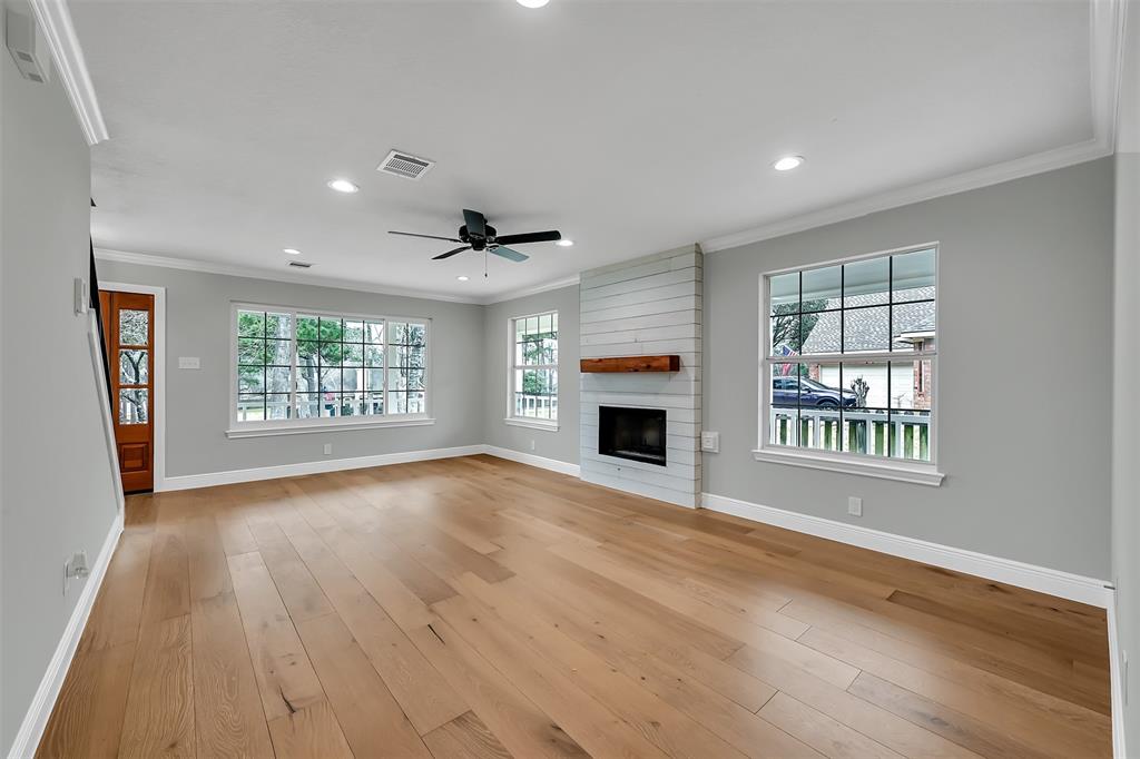 12744 Point Aquarius Boulevard
