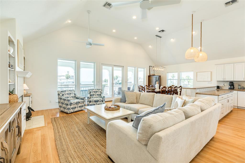 16522 Anchor Way