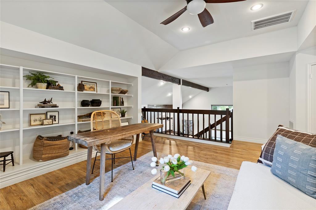195 S Pathfinders Circle, The Woodlands, Texas image 30