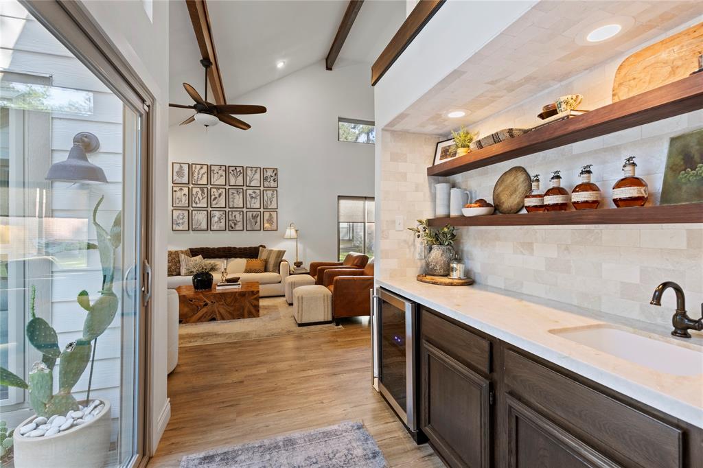 195 S Pathfinders Circle, The Woodlands, Texas image 20