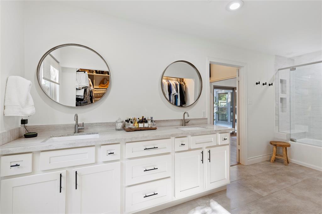 195 S Pathfinders Circle, The Woodlands, Texas image 26