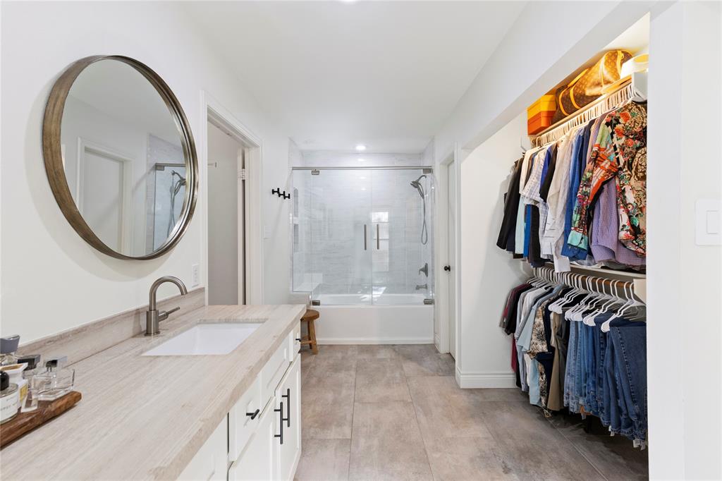 195 S Pathfinders Circle, The Woodlands, Texas image 25