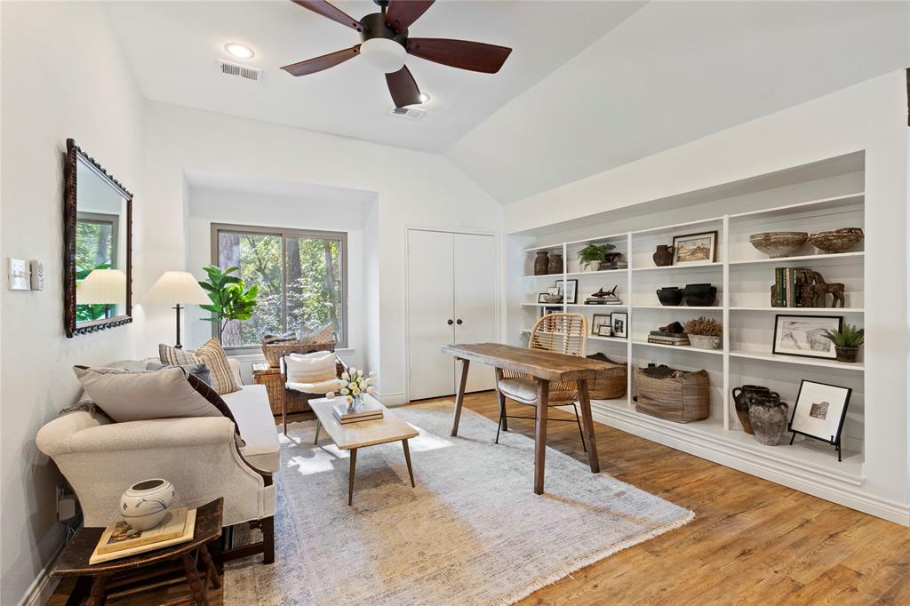 195 S Pathfinders Circle, The Woodlands, Texas image 29