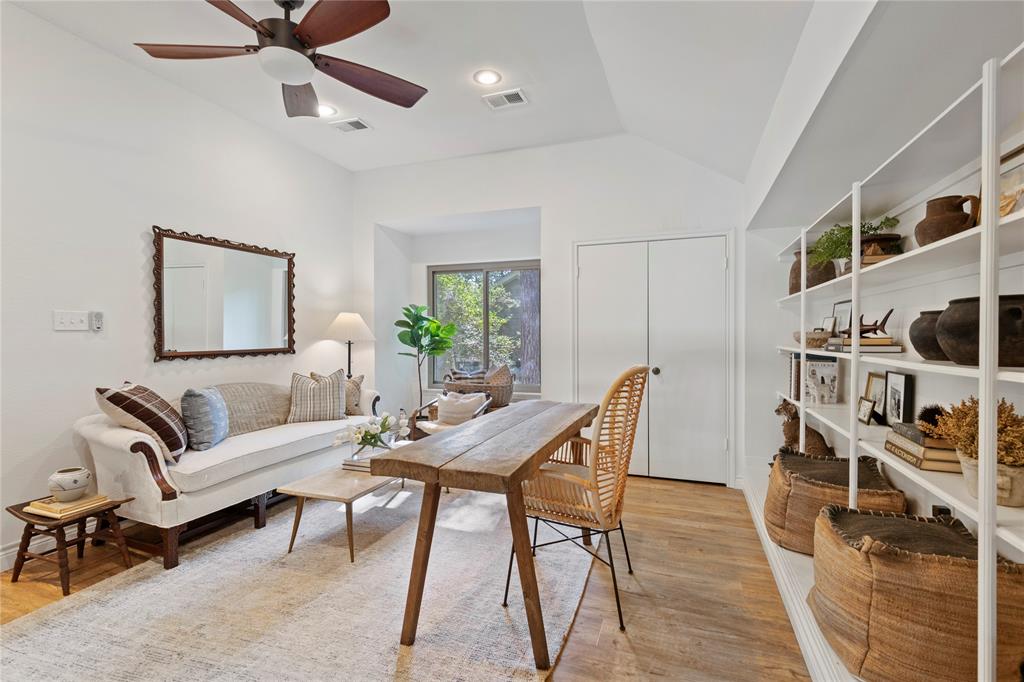 195 S Pathfinders Circle, The Woodlands, Texas image 31