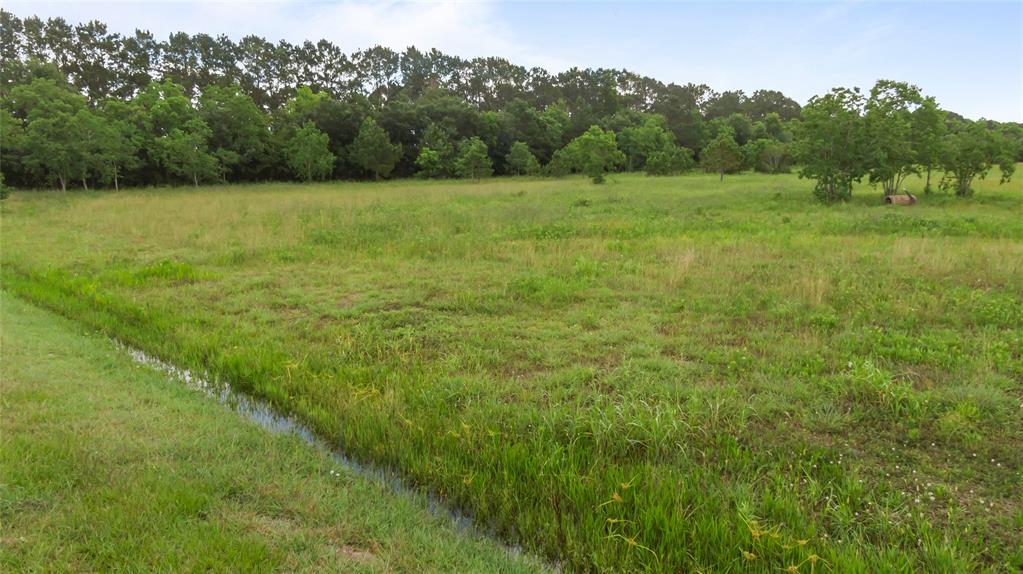 00 Heller Road, Anahuac, Texas image 9