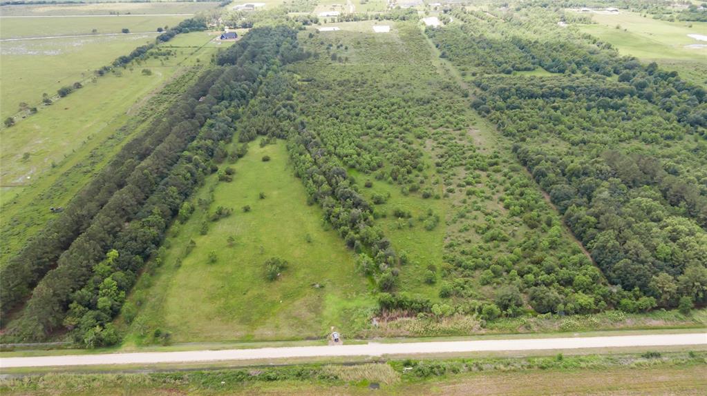 00 Heller Road, Anahuac, Texas image 22