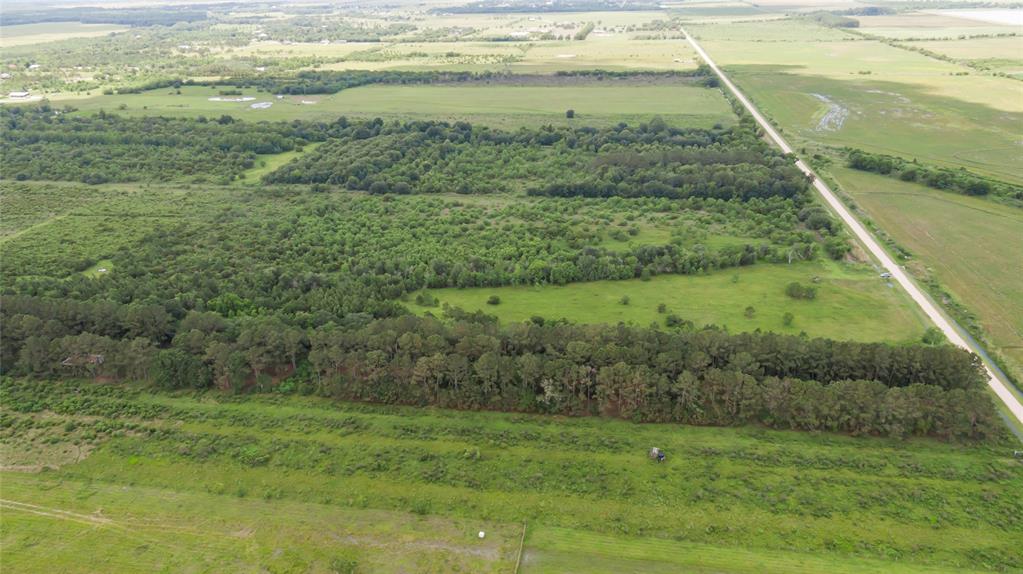 00 Heller Road, Anahuac, Texas image 5