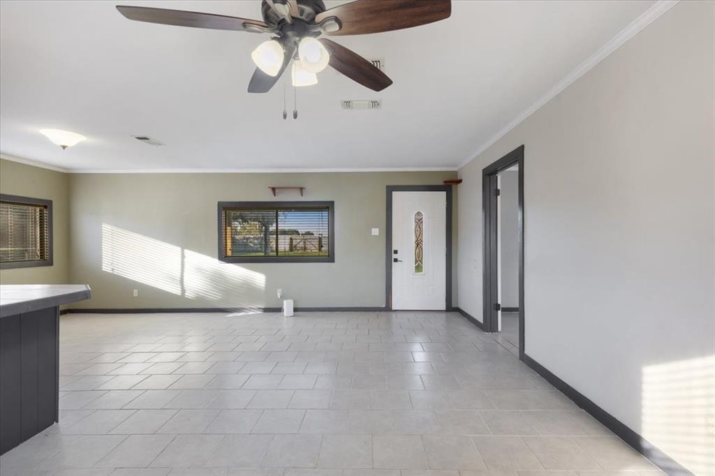 134 Creekwood Drive, Freeport, Texas image 32