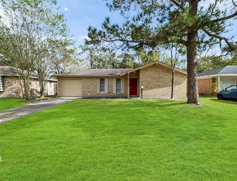 1306 N Noble Road, Texas City, Texas image 1