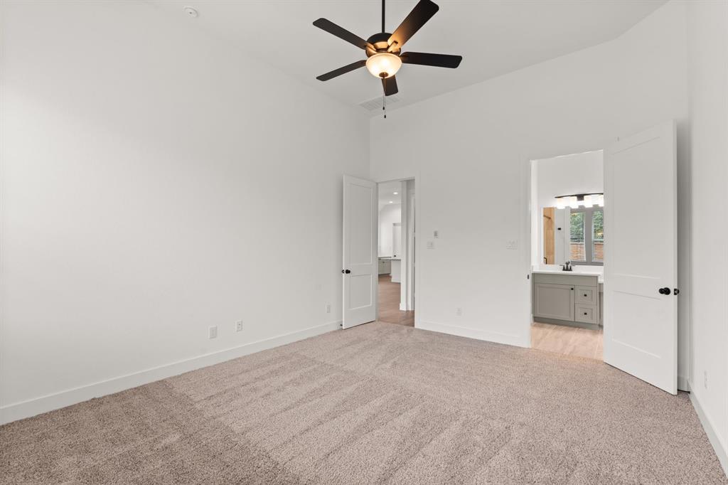 18220 Saffron Sun Street, Conroe, Texas image 12