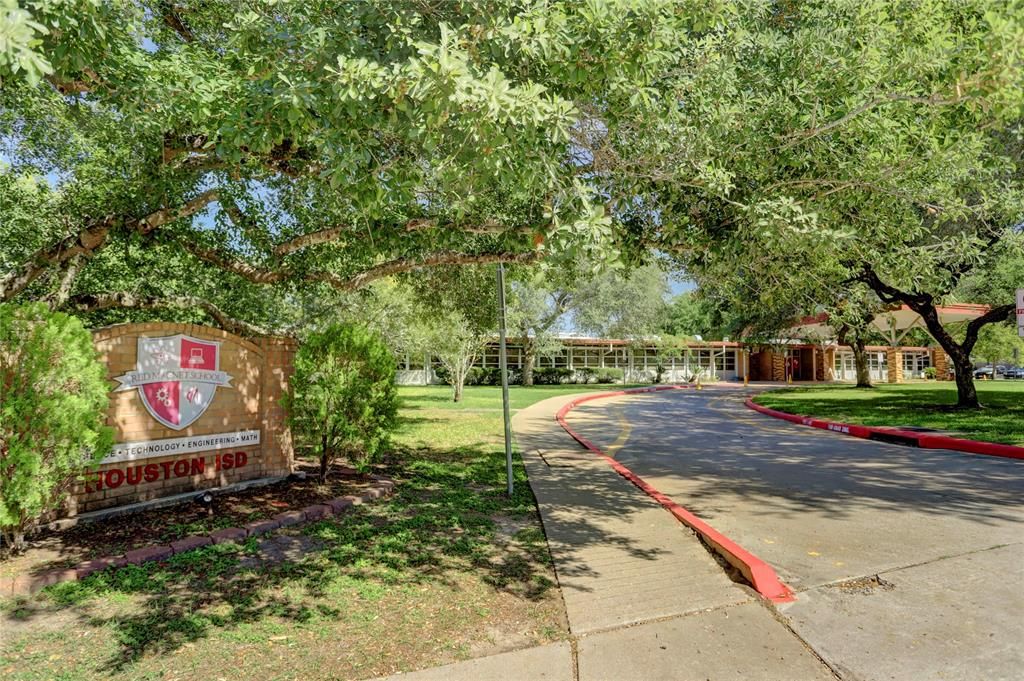 listing image 40