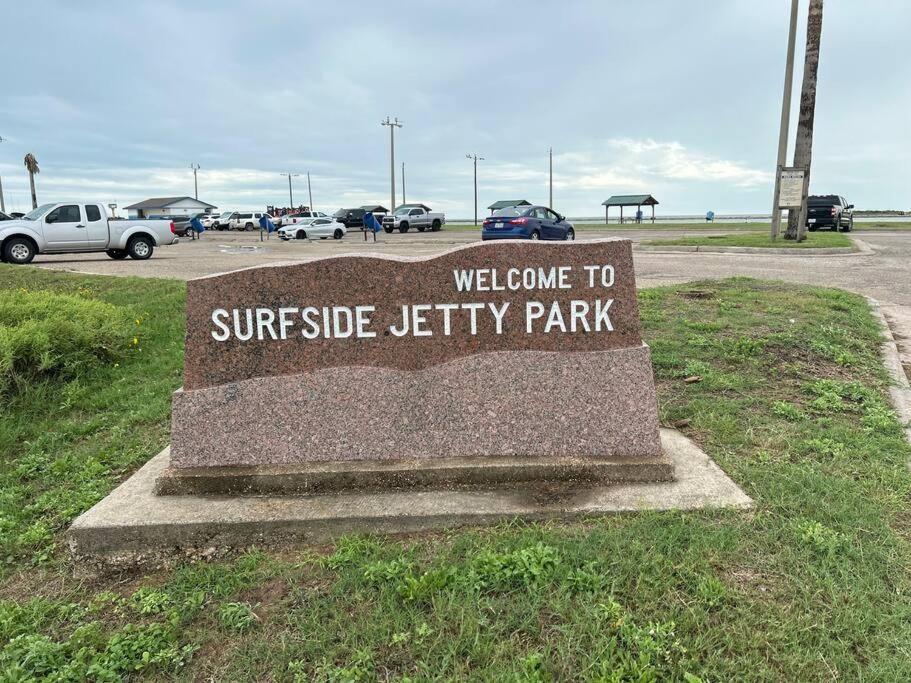 Jettyview, Surfside Beach, Texas image 5