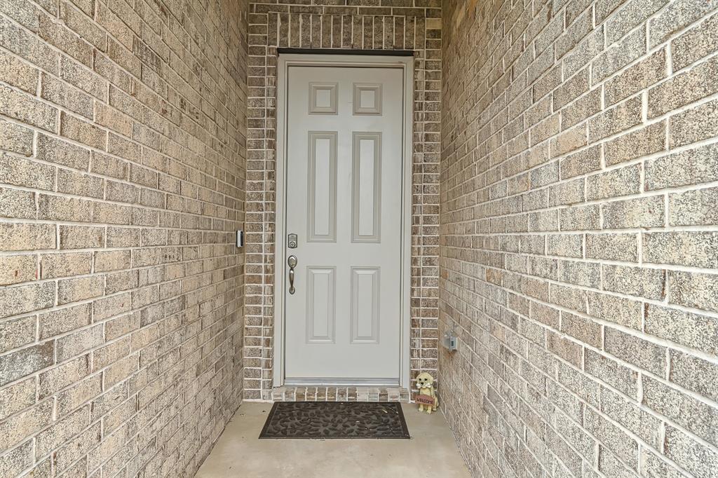 2104 Terra Rose Drive, Katy, Texas image 3