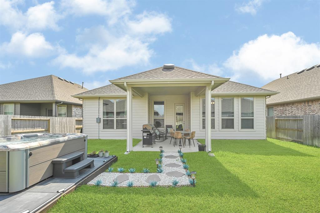 2104 Terra Rose Drive, Katy, Texas image 24