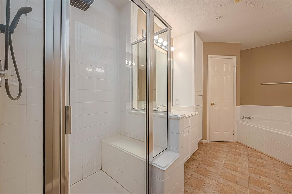 2710 Grants Lake Boulevard #F2, Sugar Land, Texas image 33