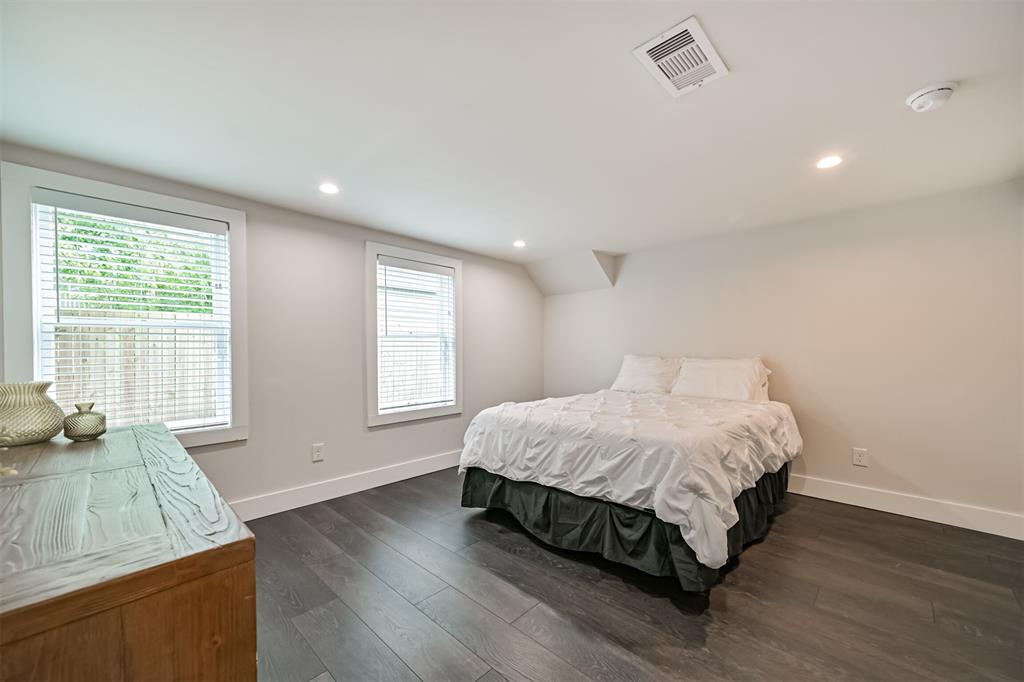 1715 30th Street, Galveston, Texas image 20