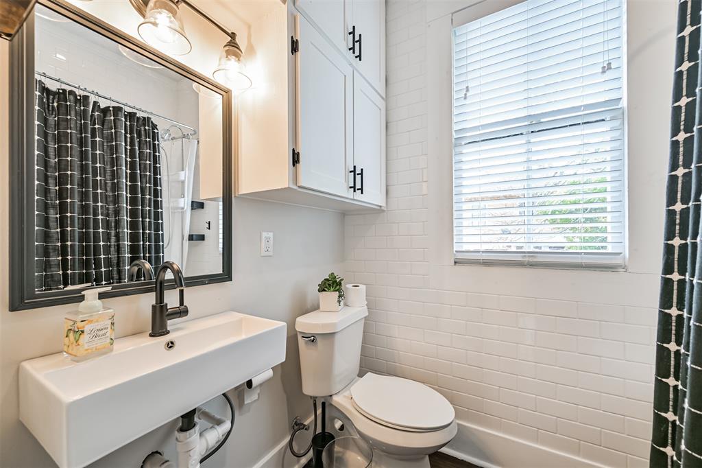 1715 30th Street, Galveston, Texas image 17