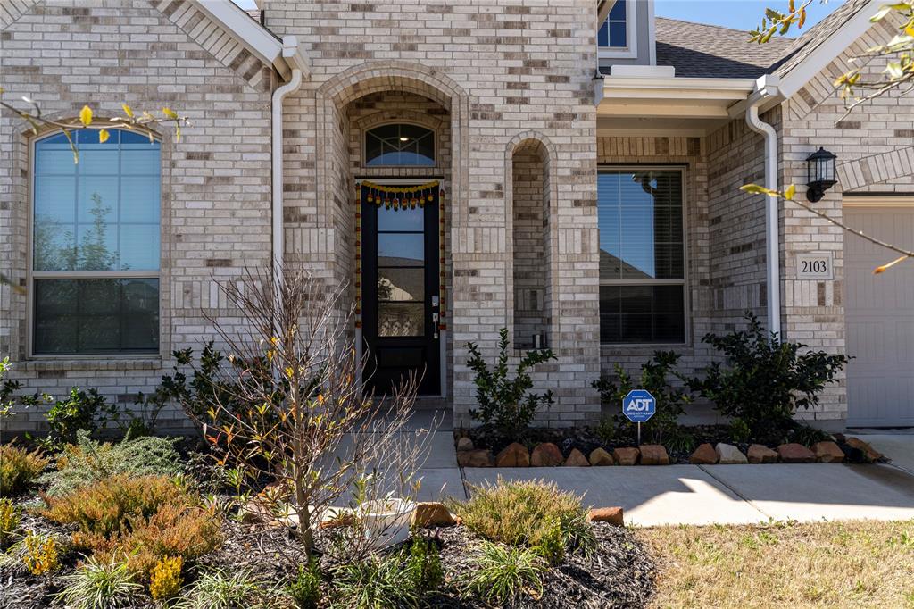 2103 Kishu Mandarin Trail, Richmond, Texas image 5
