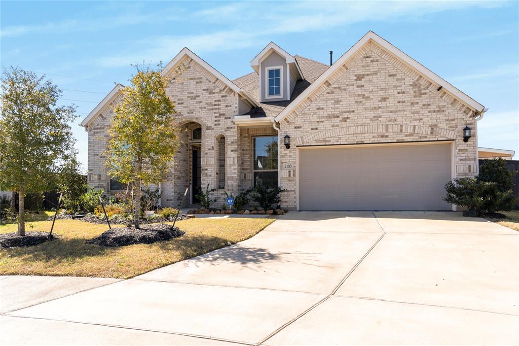 2103 Kishu Mandarin Trail, Richmond, Texas image 1