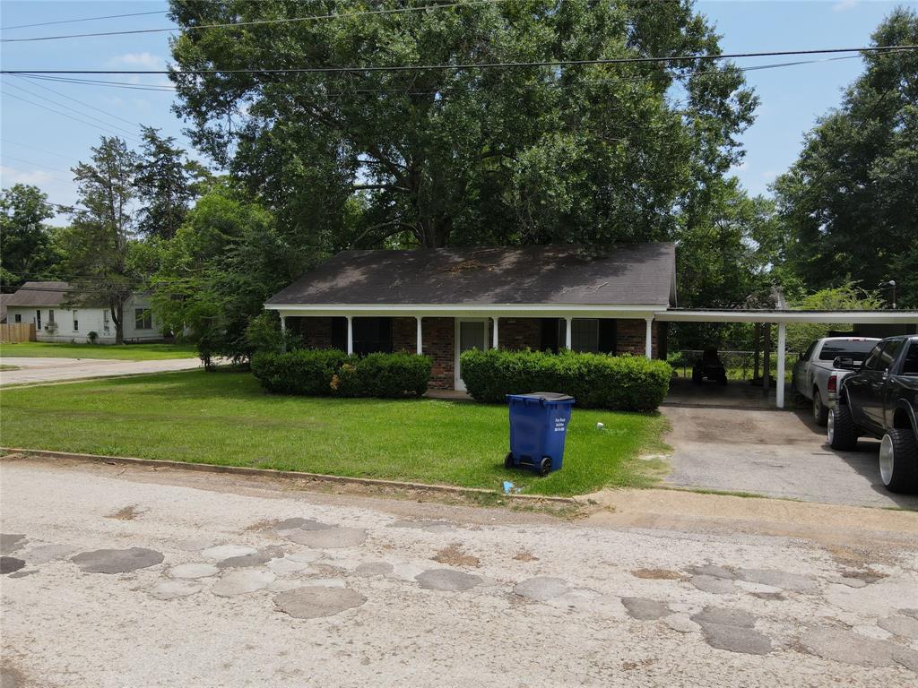 000 Homewood And Pineview, Crockett, Texas image 9