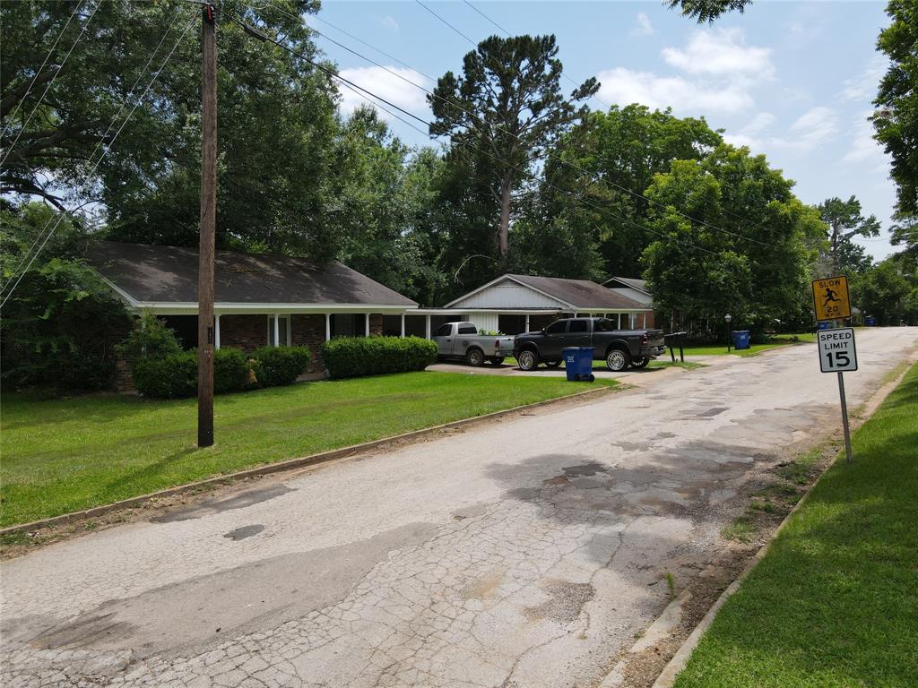 000 Homewood And Pineview, Crockett, Texas image 8