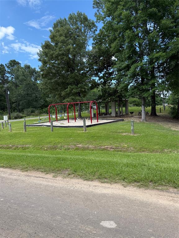 Oak Drive, Coldspring, Texas image 4