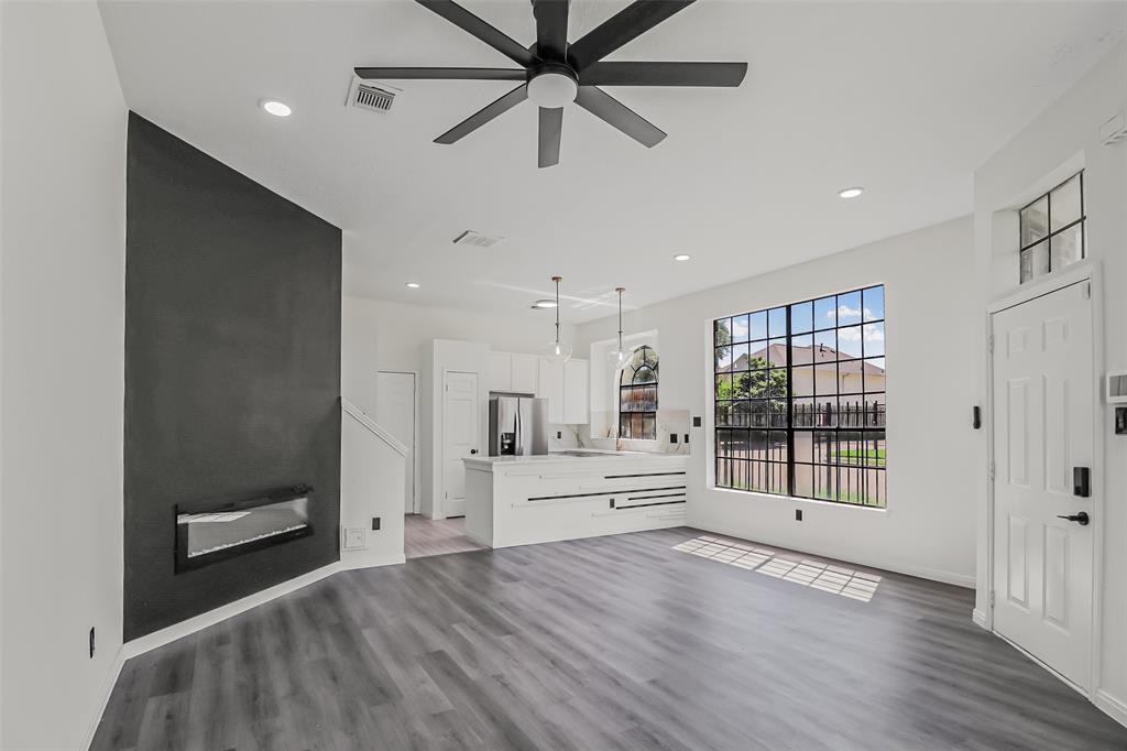 8888 Benning Drive #313, Houston, Texas image 6