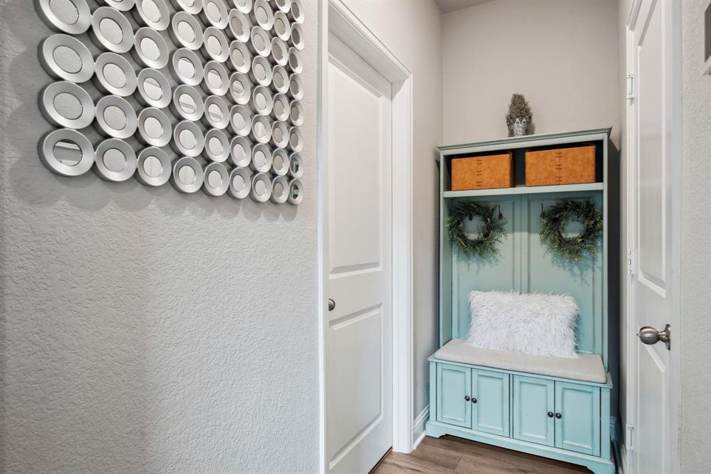 27887 Serenata Springs Drive, Spring, Texas image 32