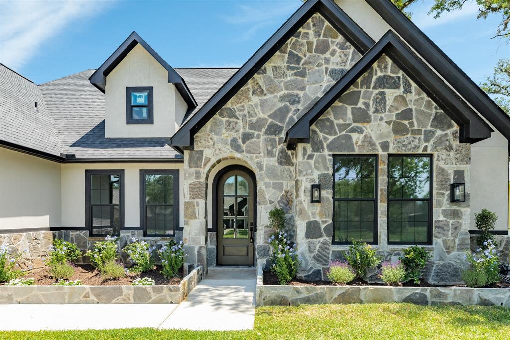 245 Montclaire Drive, West Columbia, Texas image 4