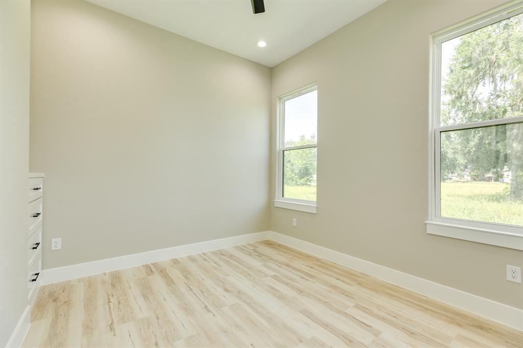 245 Montclaire Drive, West Columbia, Texas image 33