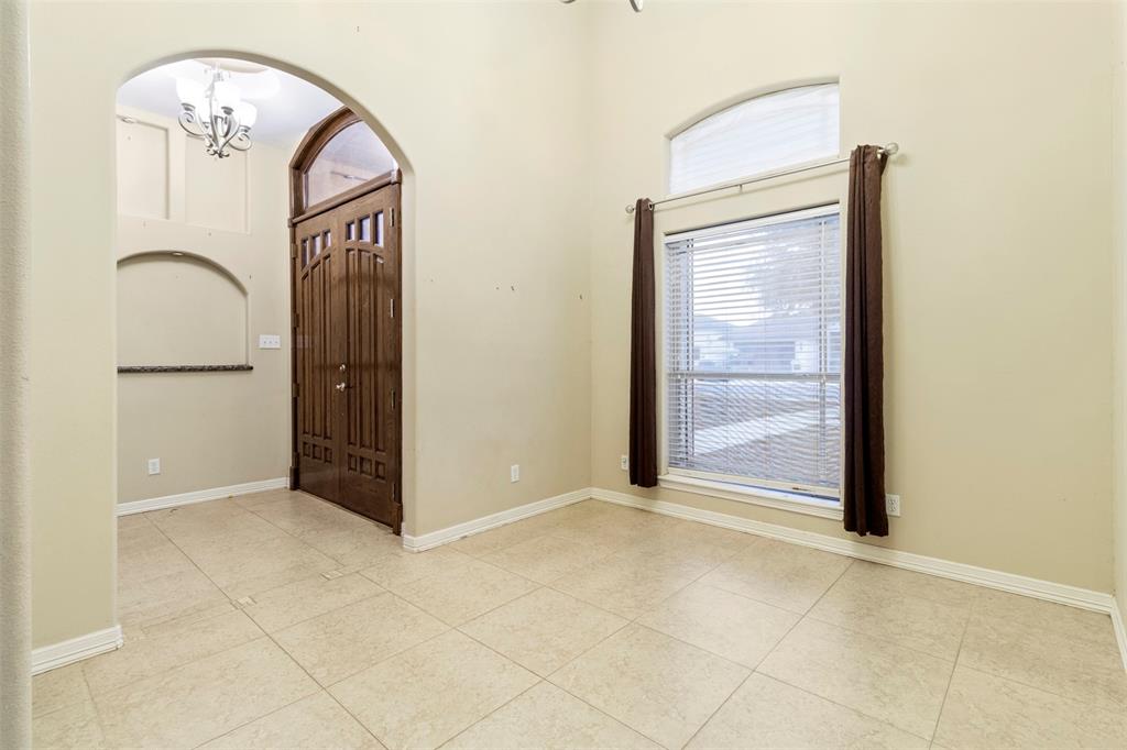 1310 N Rockport Street, Alton, Texas image 5